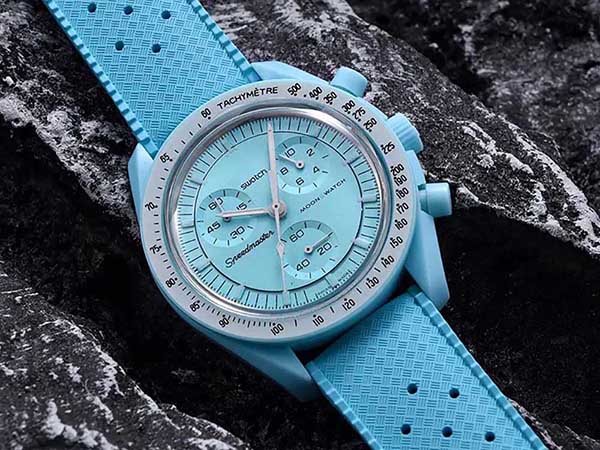 cinturino e orologio estivo